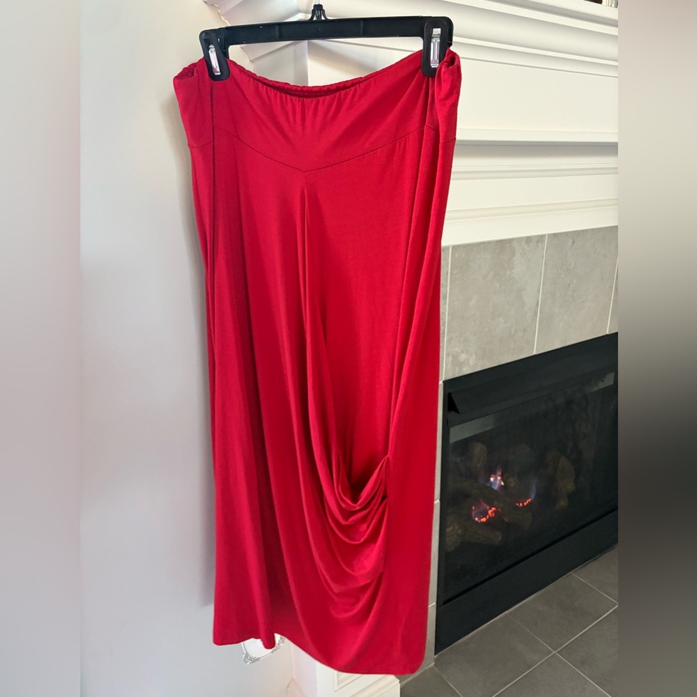 Elegant Red Women's Skirt
